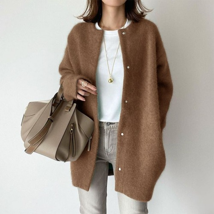 Women's Relaxed Fit Button-Front Wool Cardigan