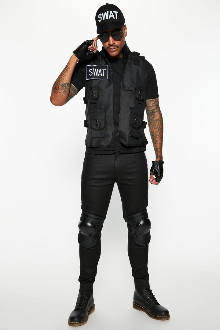 Halloween's Tactical Costume Set with Vest, Cap, and Fingerless Gloves