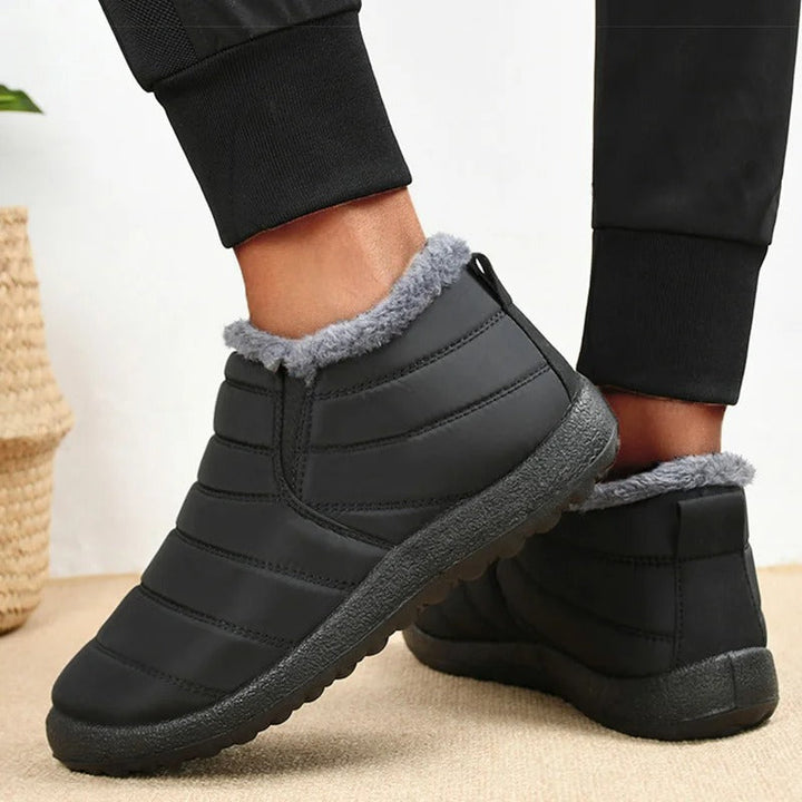 Men's Slip-On Boots with Fur Lining for Comfort and Style
