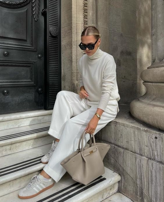 Women's Structured Oversized Tote Bag for Everyday Use