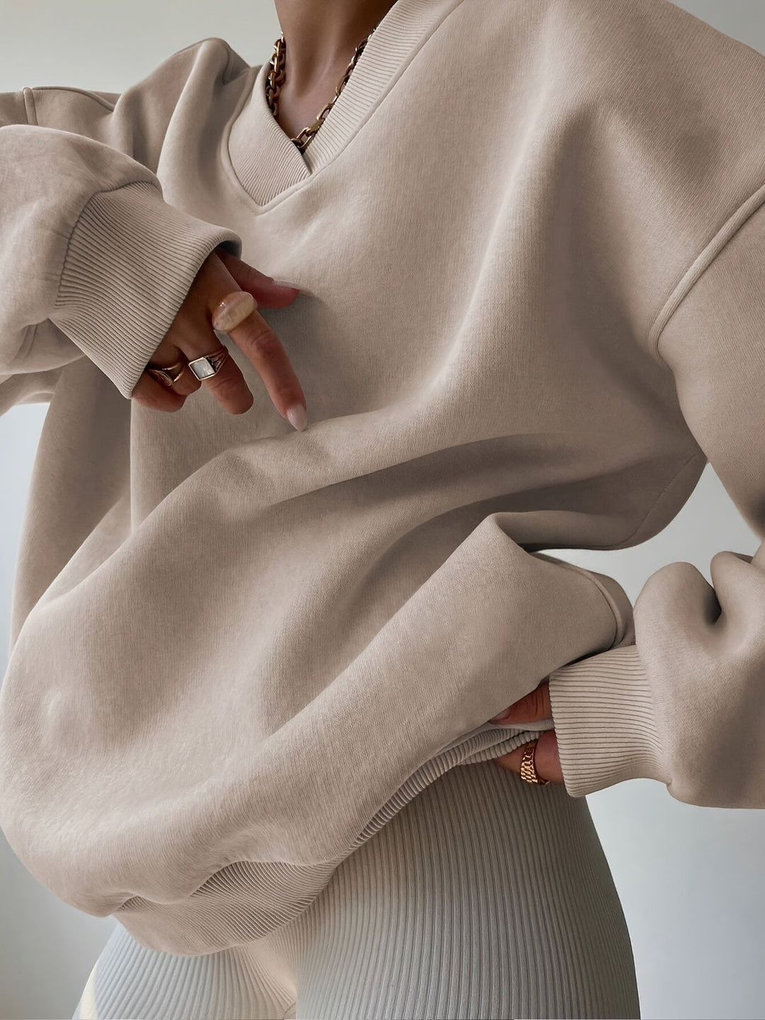 Women's Oversized V-Neck Sweatshirt with Ribbed Cuffs