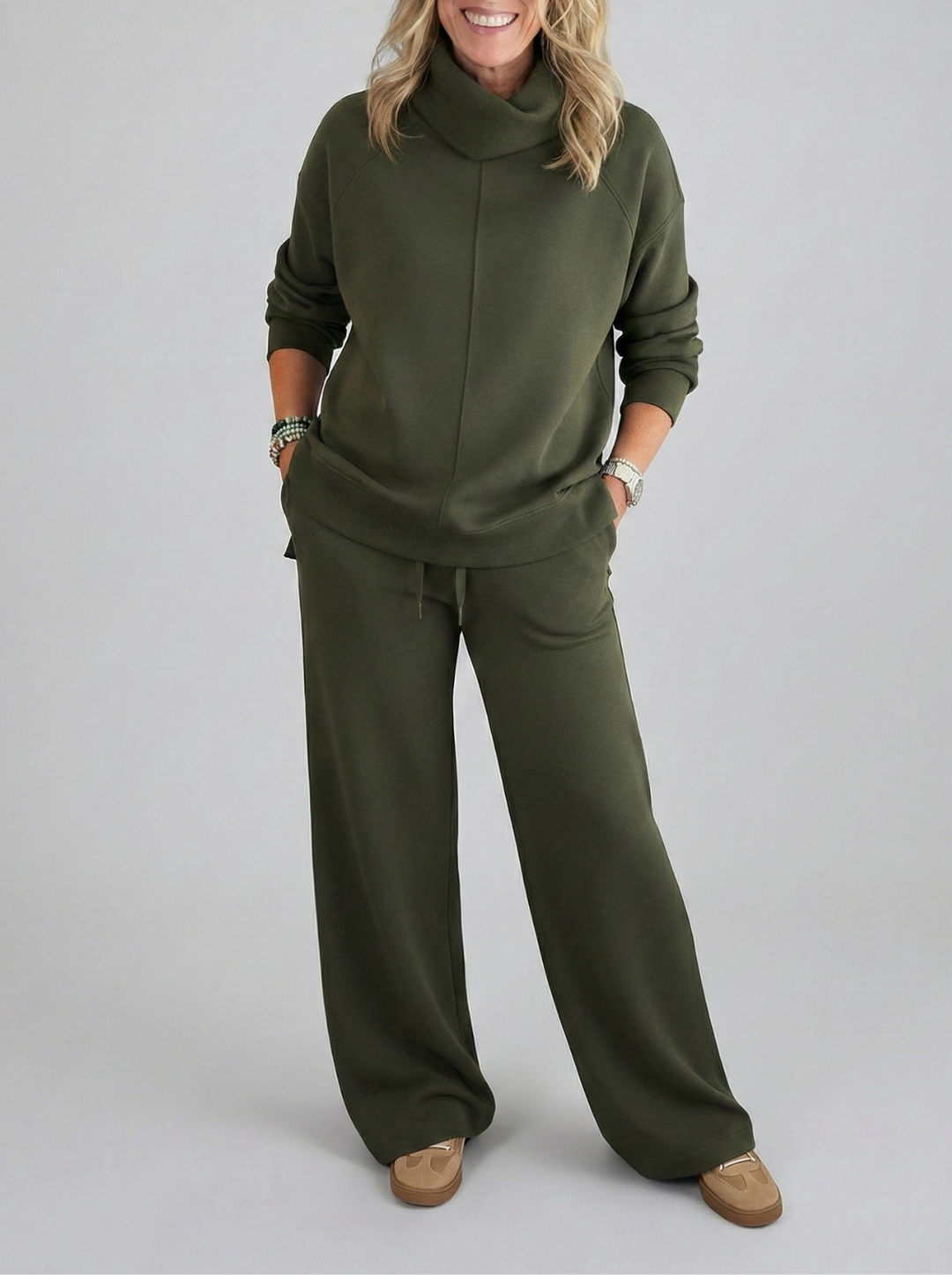 Women's Turtleneck Pullover and Wide-Leg Pants Outfit Set