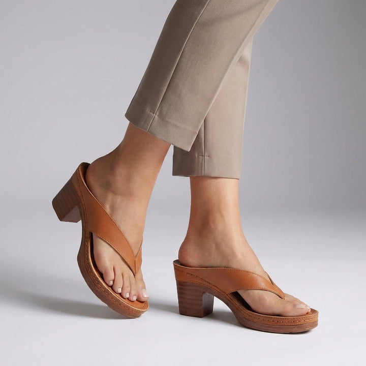 Quinn | Women's Block Heel Thong Sandals