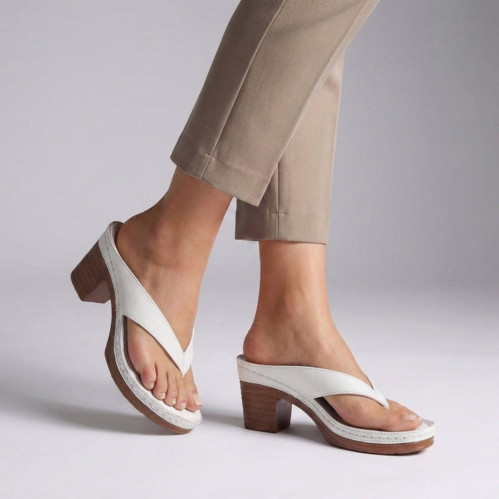 Quinn | Women's Block Heel Thong Sandals