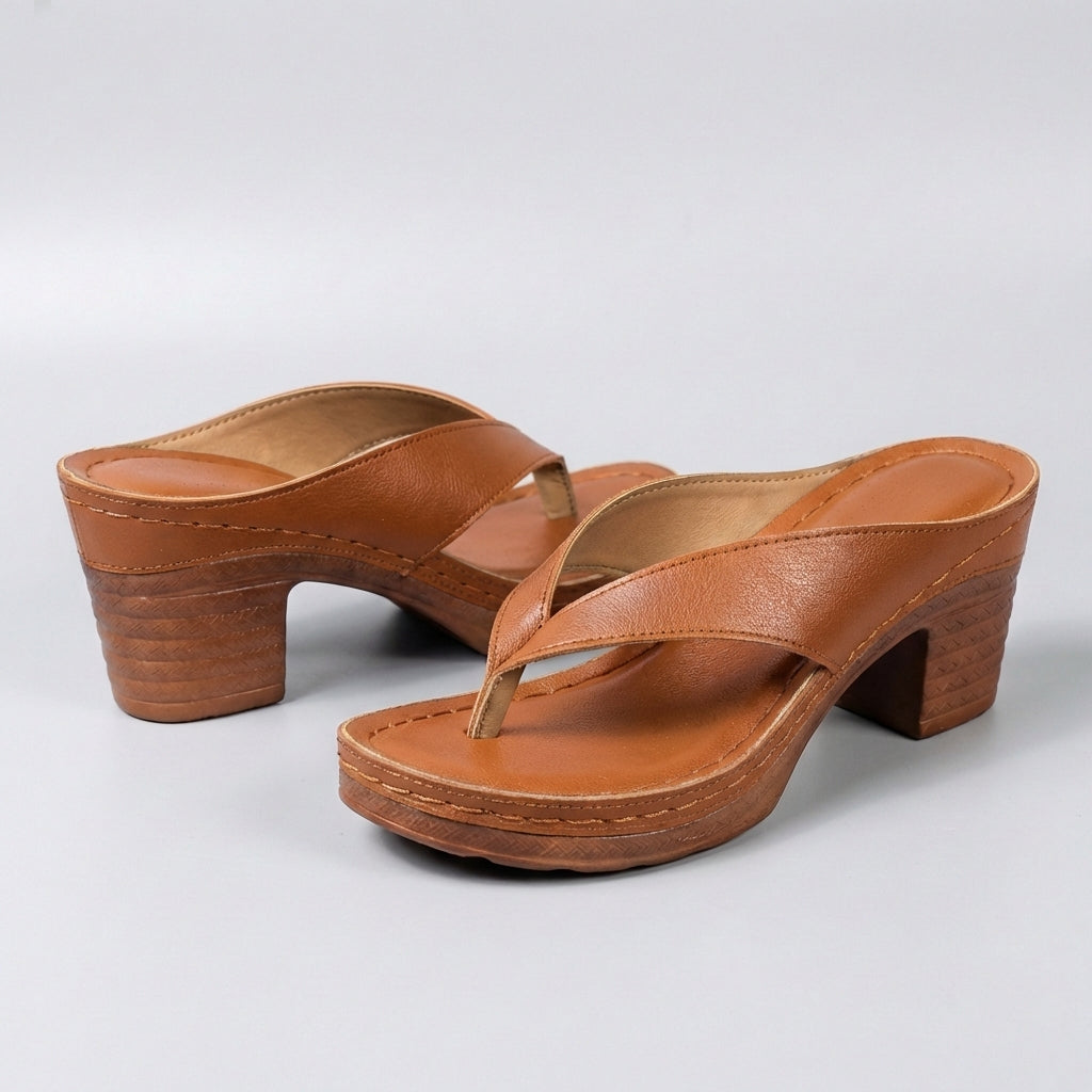Quinn | Women's Block Heel Thong Sandals