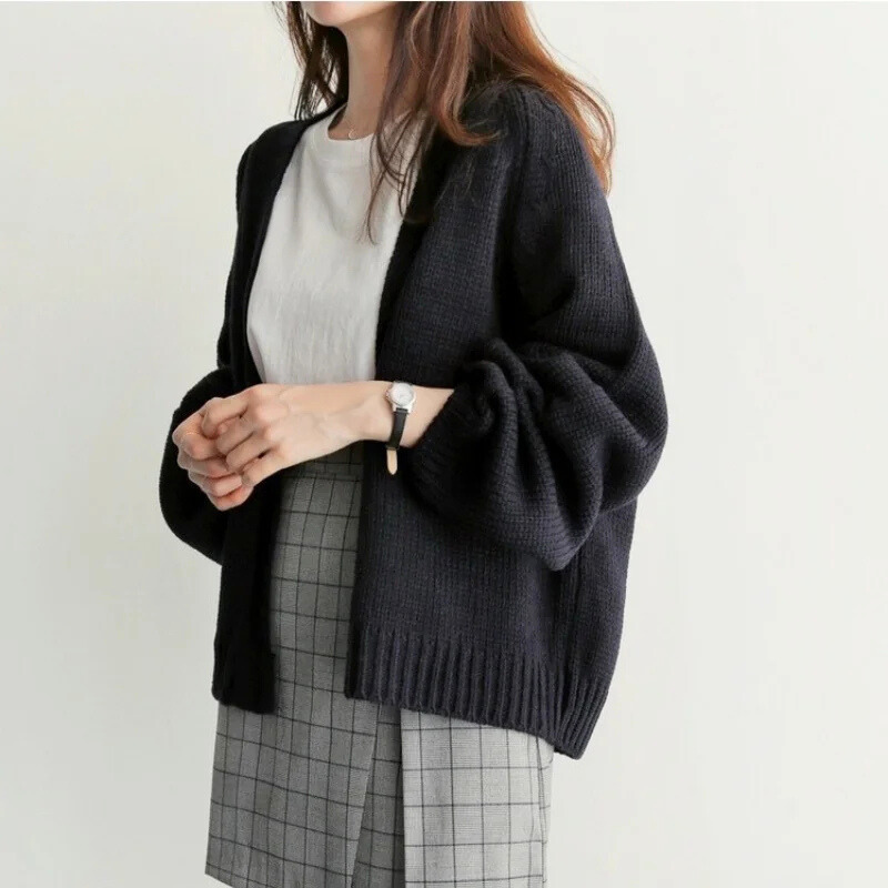 Women's Drop-Shoulder Knit Cardigan with Ribbed Cuffs