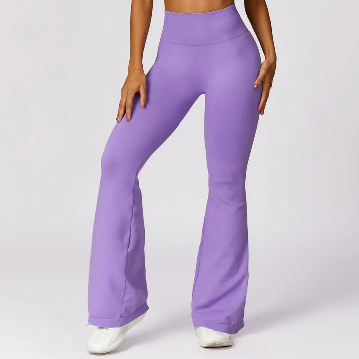 Elara | Women's Seamless Flared Yoga Legging