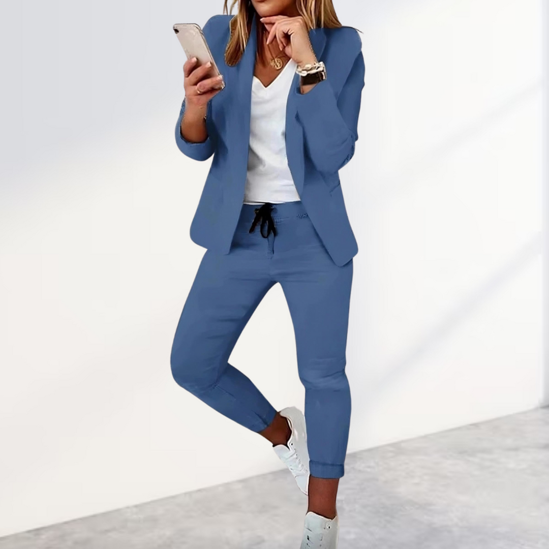 Women's Stylish Two-Piece Athleisure Set