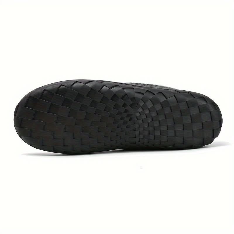 Men's Warm Slip-On Shoes Made of Man-Made Wool