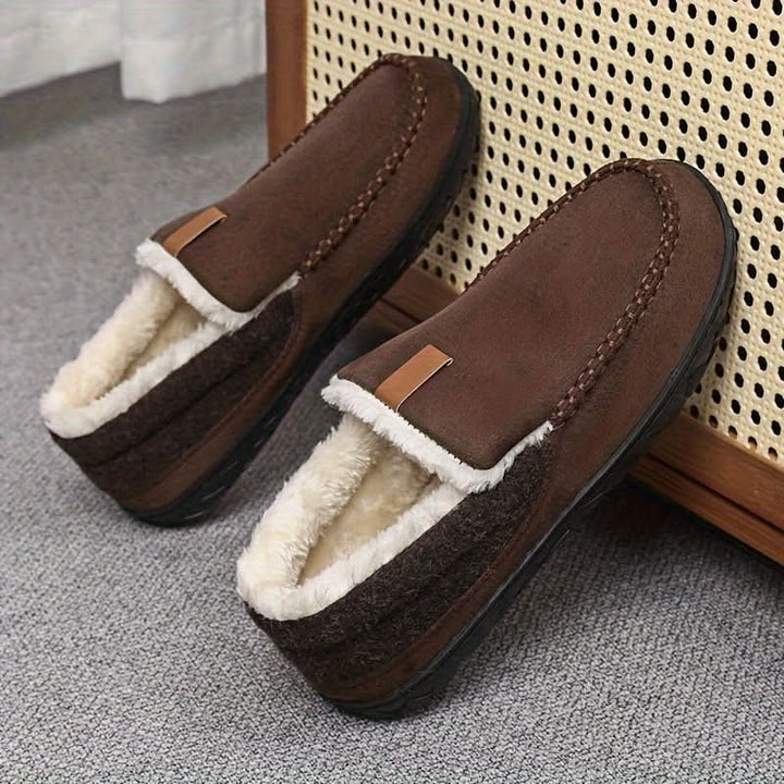 Men's Warm Slip-On Shoes Made of Man-Made Wool