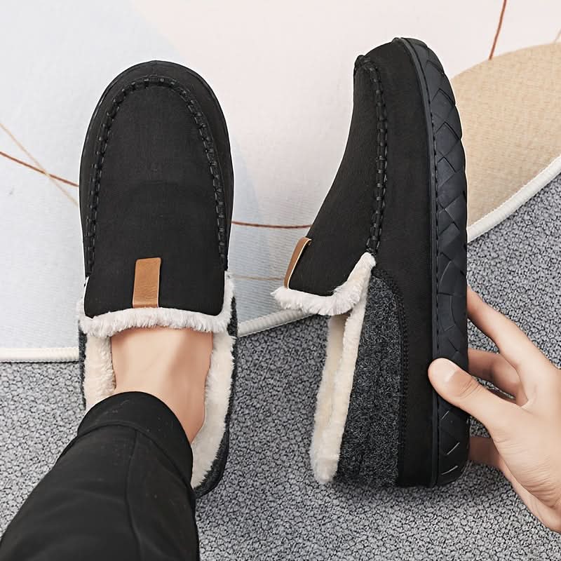 Men's Warm Slip-On Shoes Made of Man-Made Wool