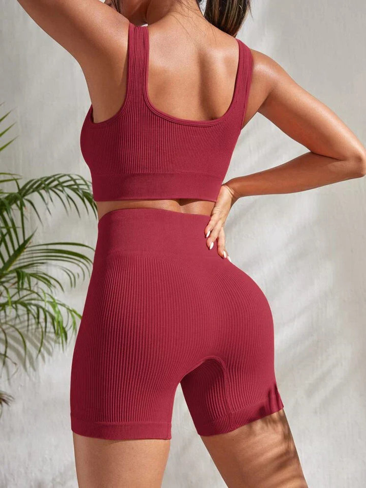 Sienna | Women's Fitness Set with Shorts & Sports Top