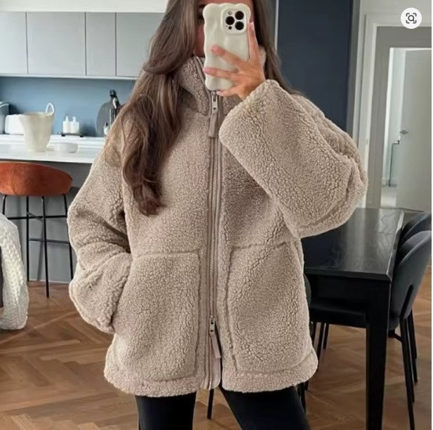 Women's Relaxed Lambswool Winter Jacket