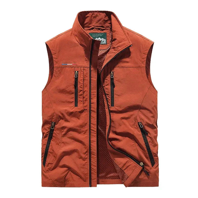 Men's Lightweight Water-Resistant Outdoor Vest