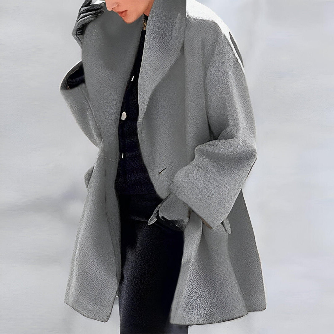 Women's Relaxed Fit Coat for Easy Seasonal Transitions