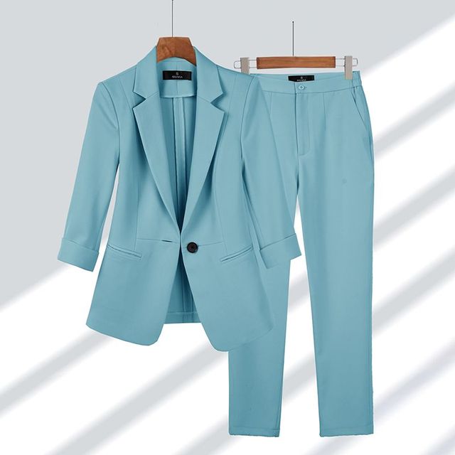 Women's Tailored Notched Lapel Suit