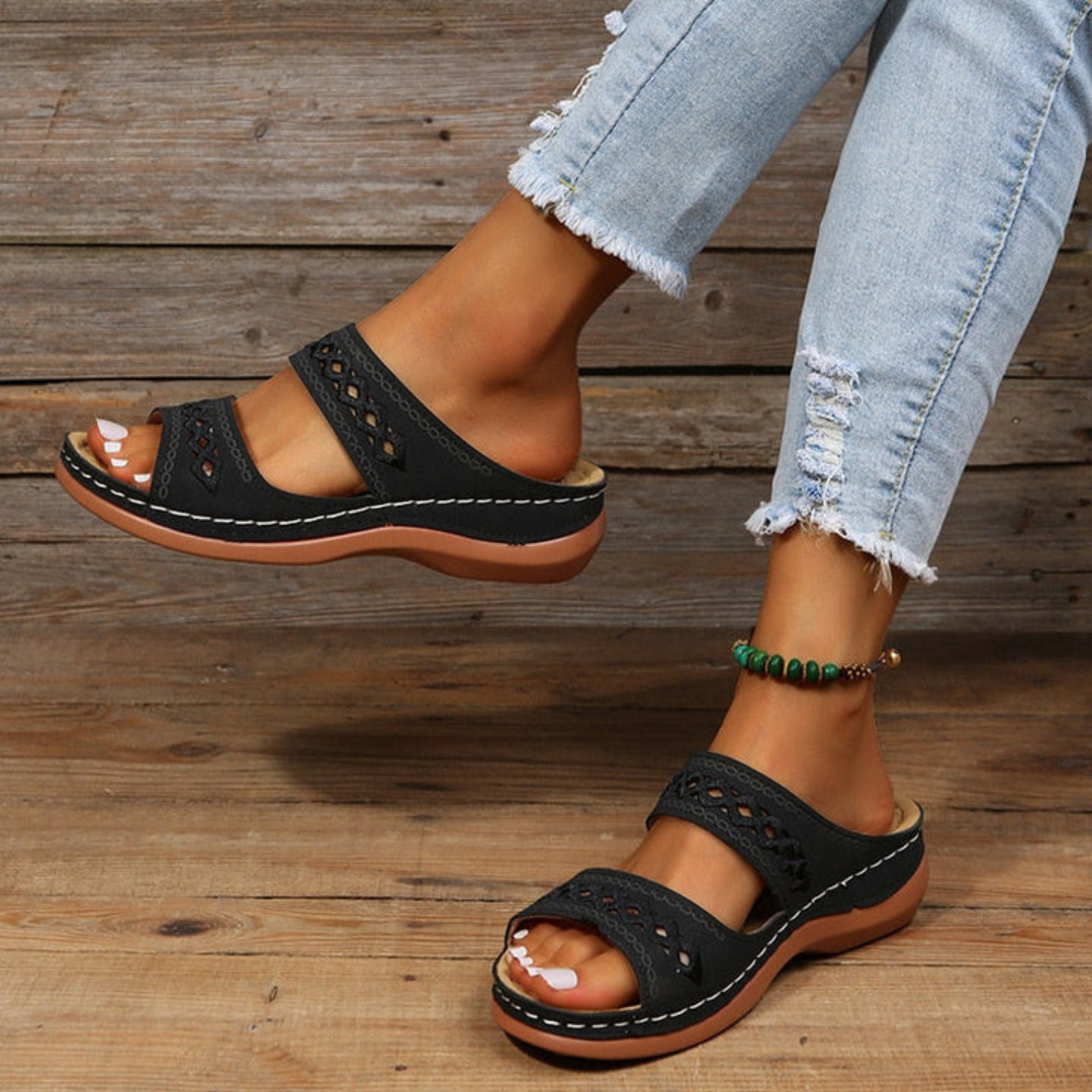 Women's Stylish Supportive Decorative Strap Slide Sandals