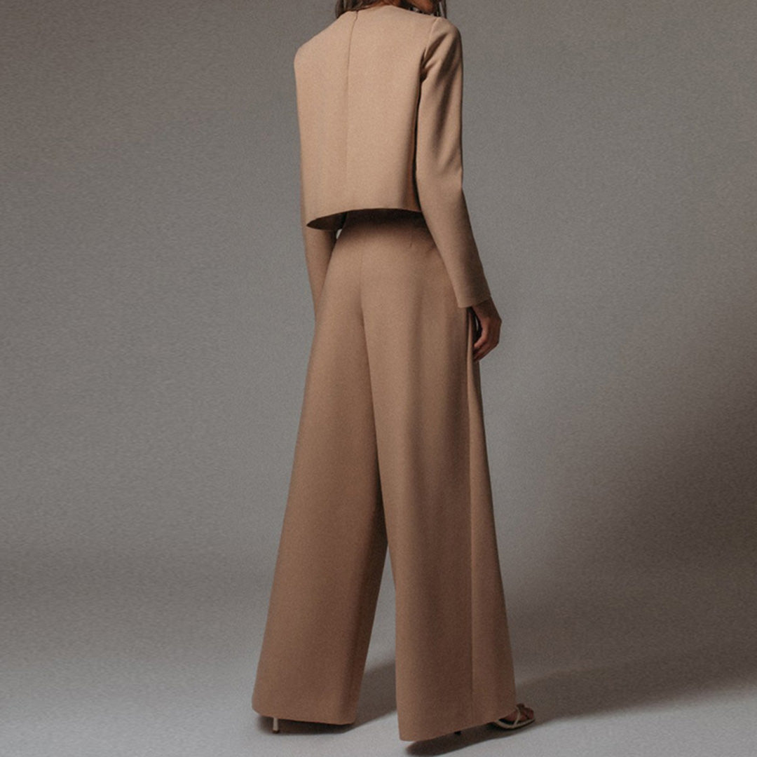 Women's Effortless Chic Wide Leg Outfit