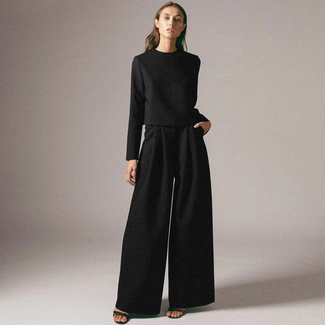 Women's Effortless Chic Wide Leg Outfit