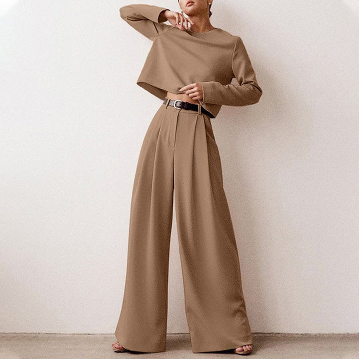 Women's Effortless Chic Wide Leg Outfit