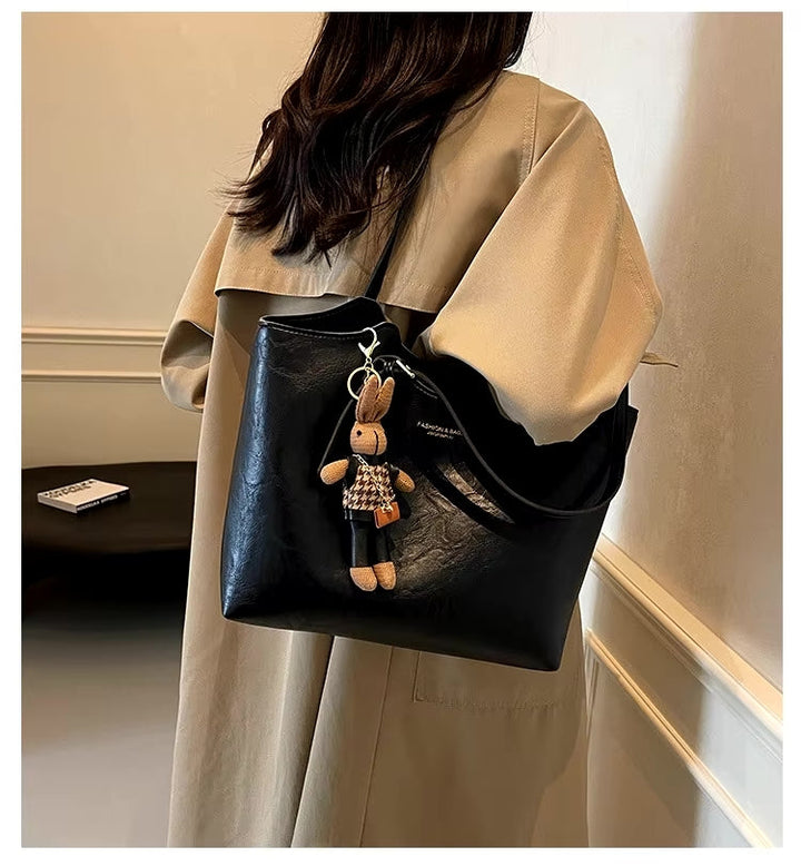Women's Vintage Charm Tote Bag - Vegan Leather for Everyday Use