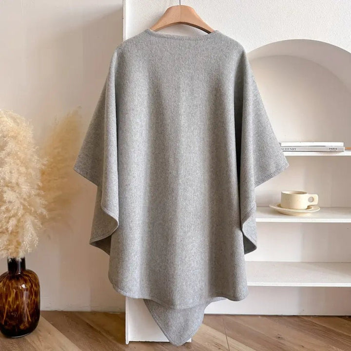 Women's Luxurious Poncho-Scarf-Coat for All Seasons