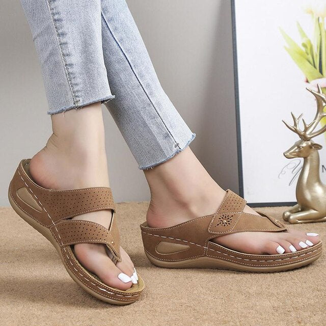 Sophia | Women's Adjustable Strap Striped Sandals - Breathable & Orthopedic